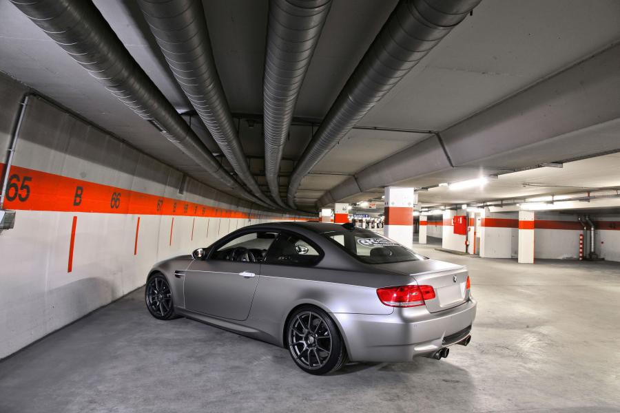  BMW M3 by Stoptech 2010 года  (фото 11 из 19)